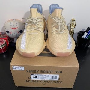 YEEZY BOOST 350 V2 LINEN